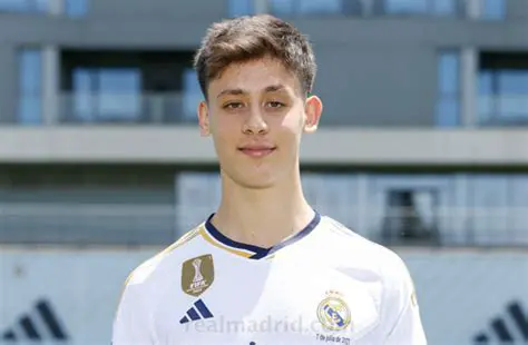 Arda Güler: L'Étoile Montante du Football Turc et l'Avenir du Real Madrid