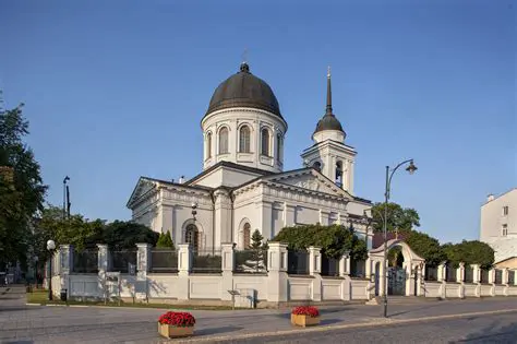 Arras: Serce Artois – Miasto Historii, Kultury i Niezłomnego Ducha
