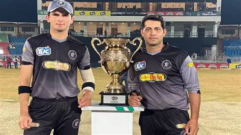 Asif Afridi: Suspensio, Vita, et Controversiae Cursus Cricketi