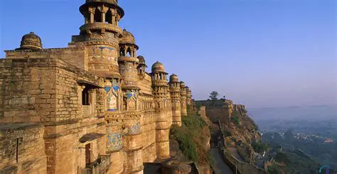 Unveiling Indore: A Comprehensive Guide to the Heart of Madhya Pradesh