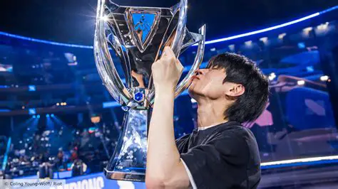 LOL Worlds 2025：香港觀眾必睇嘅電競盛事！