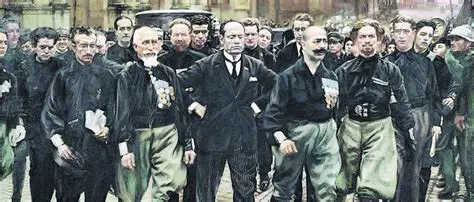 Preguntas y Respuestas sobre las Camisas Negras y el Fascismo